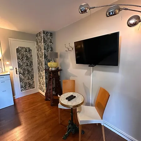 Frühstückspension Chez Stephanie Et Sylvain 3*
