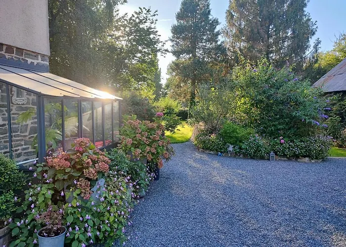 Chez Stephanie Et Sylvain Bed & Breakfast 3*