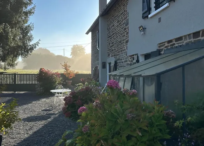 Chez Stephanie Et Sylvain Bed & Breakfast 3*